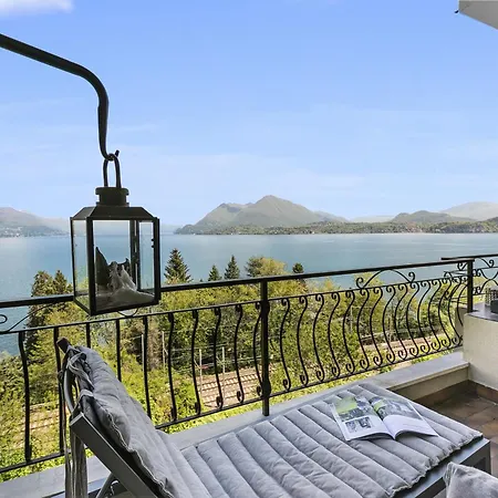 Elegant Panorama View With Pool - Happy